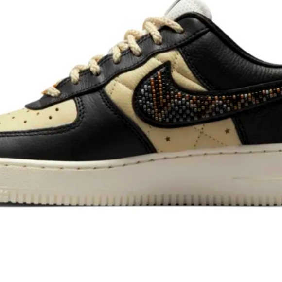 Meet your Posher, Eliane - Picture 1 of 1